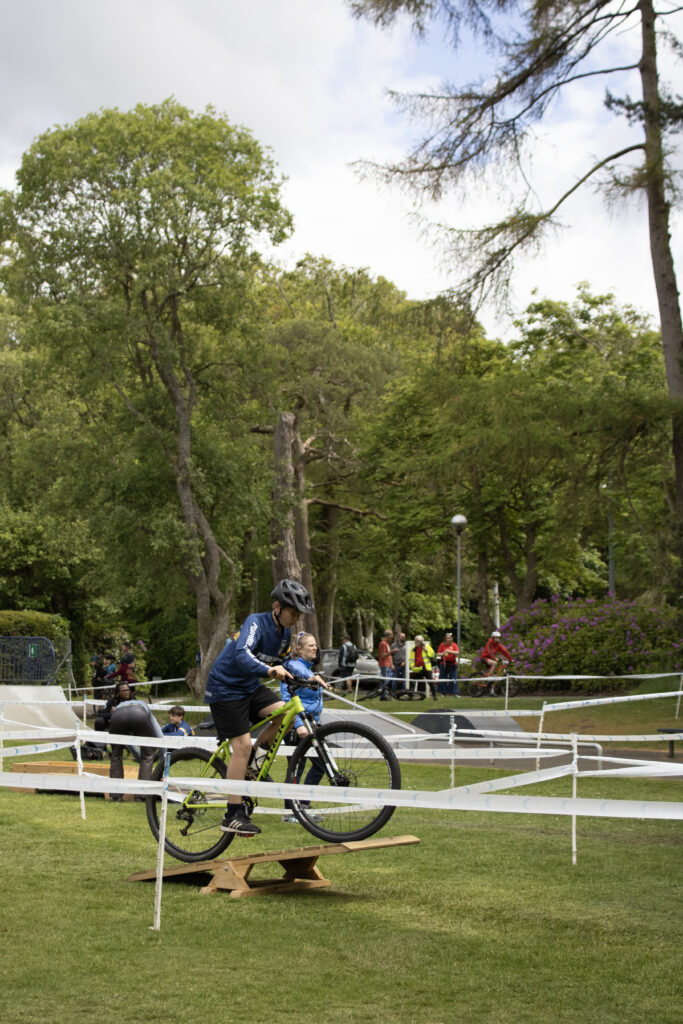 BikeRace42